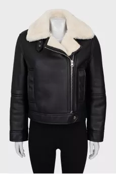 Short sheepskin coat made of artificial leather