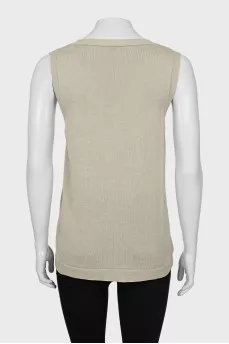 Knitted vest made of silk and cotton