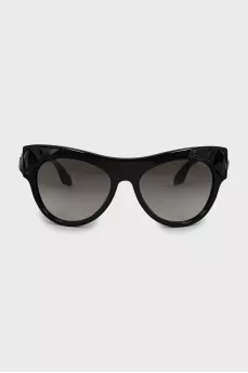 Sunglasses with rhinestones
