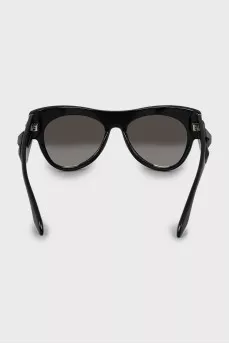 Sunglasses with rhinestones