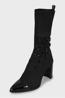 Textile ankle boots decorated with beads