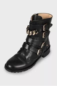 Leather boots with gold chain