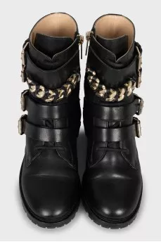 Leather boots with gold chain