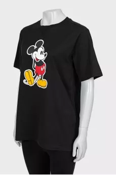 Straight black t-shirt with print