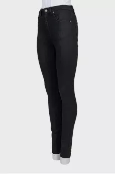 Черные джинсы skinny fit на средней посадке