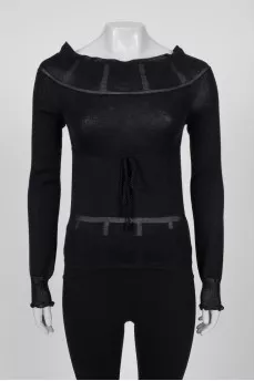 Vintage black pullover