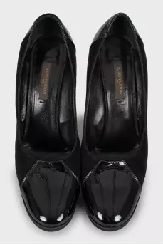 Suede shoes with leather inserts