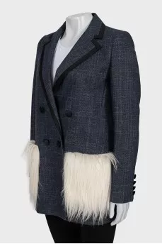 Jacket with patch pockets decorated with fur