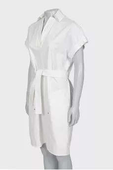 Straight cut dress with short sleeves