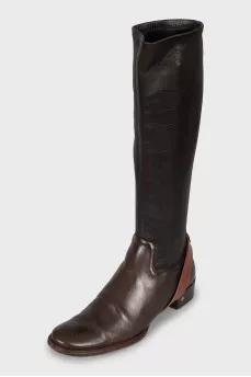 Leather boots with straps