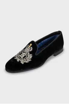 Men's suede moccasins decorated with embroidery