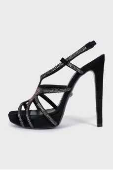 Suede sandals decorated with rhinestones