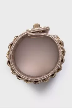 Gold bracelet decorated with chains
