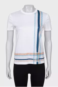 Straight cut printed t-shirt