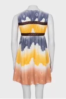 Dress in a combined color print