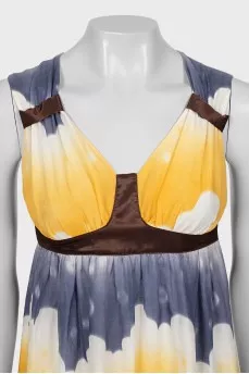 Dress in a combined color print