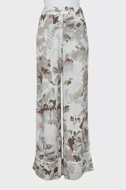 Loose-fitting trousers with print