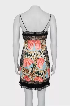 Silk dress with print and lace decoration
