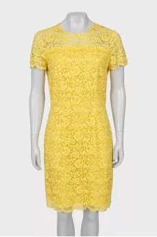 Yellow dress decorated with lace
