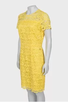 Yellow dress decorated with lace