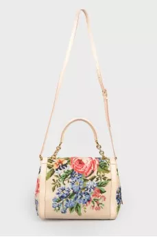 Bag with flower embroidery