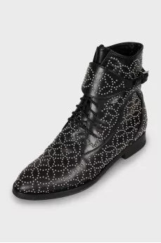 Leather boots with silver decor