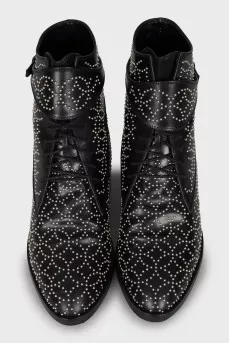 Leather boots with silver decor