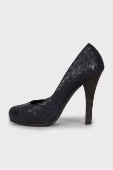 Blue leather woven shoes