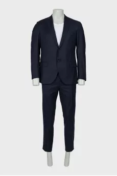 Men's suit made of trousers and a wool jacket