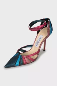 Leather shoes in a combination of colors