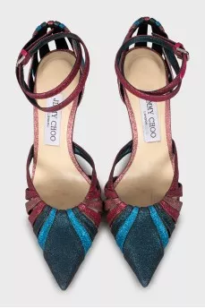 Leather shoes in a combination of colors