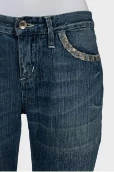 Low rise distressed jeans
