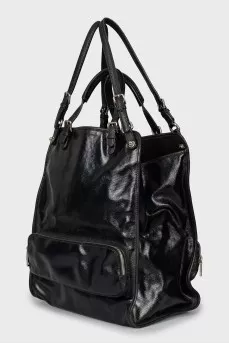 Leather bag with patch pockets