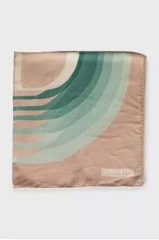 Square scarf with signature print