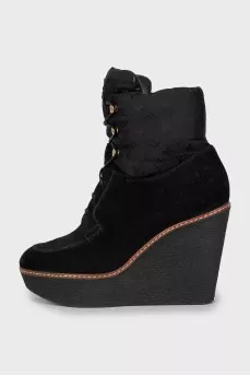 Wedge boots made of textile and suede