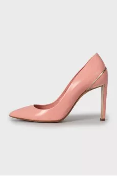 Pink leather shoes