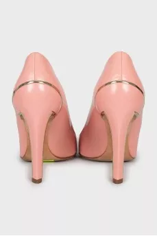 Pink leather shoes