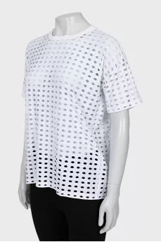 Loose T-shirt with perforation