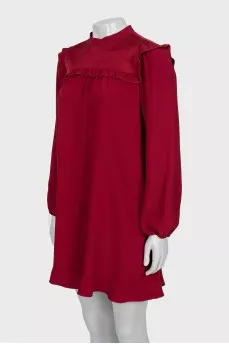 Straight cut dress with long sleeves