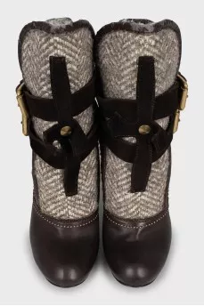 Insulated ankle boots made of textile and leather
