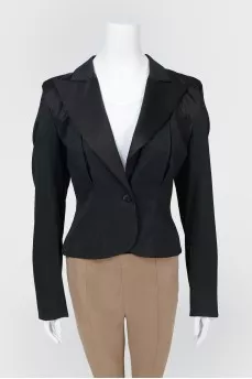 Black cropped jacket