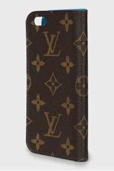 Cover with branded print
