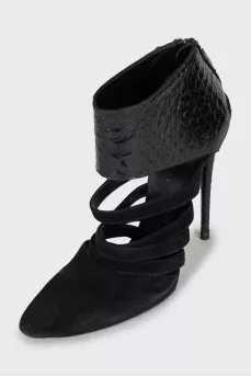 Ankle boots made of leather and suede
