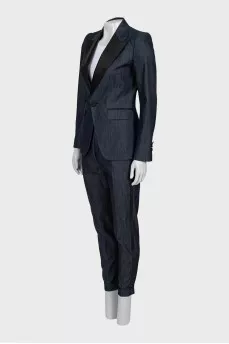 Blue suit with trousers