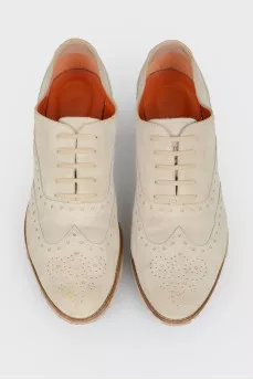 Beige suede brogs