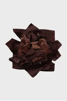 Brooch made of textile and leather