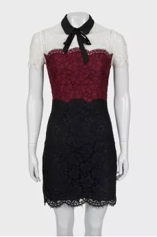 Three-color lace dress