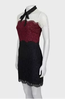 Three-color lace dress