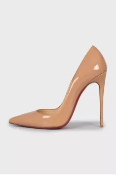 Туфли So Kate из лакированной кожи