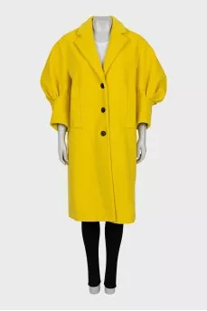 Yellow coat with lantern sleeves